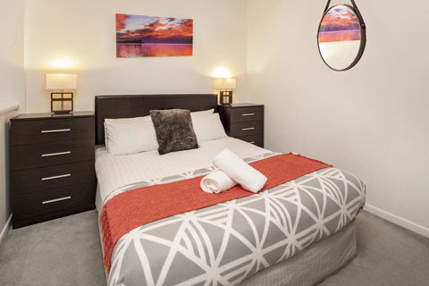 Central Abode-Modern Apartment In The Heart Of Jindabyne - Dentist Search 2