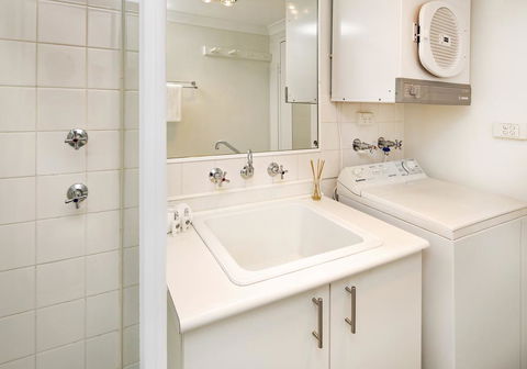 Central Abode-Modern Apartment In The Heart Of Jindabyne - Dentist Search 3