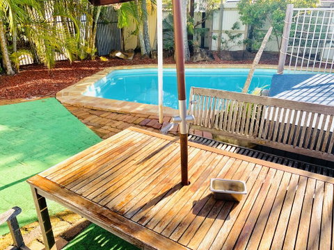 Central Motel Mooloolaba - Dentist Find 0
