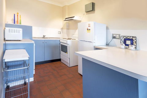 Central Park 7 - The Convenience Of Location & The Warmth Of Comfortable Living - Dentist Search 2