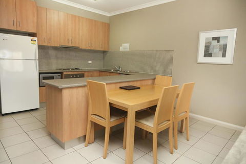 Centrepoint Apartments Griffith - Dentist Search 2