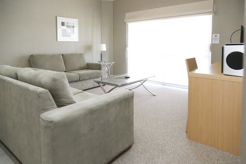 Centrepoint Apartments Griffith - Dentist Search 3