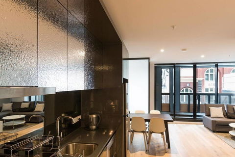 Charlotte Inner City Gem Close To Southern Cross Station - Dentist Find 0