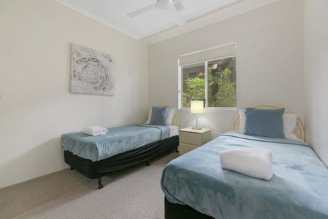 Charming Noosa Heads Apartment, Laguna Bay Views - Unit 6 Taralla 18 Edgar Bennett Avenue - Dentist Find 2
