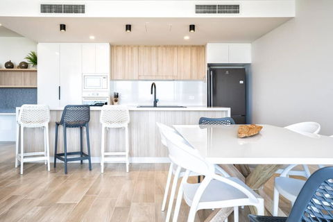 Chic Getaway At The Cosmopolitan Cotton Tree - Dentist Find 3