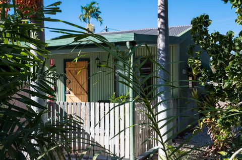 Chillagoe Cabins And Tours - Dentist Find 0