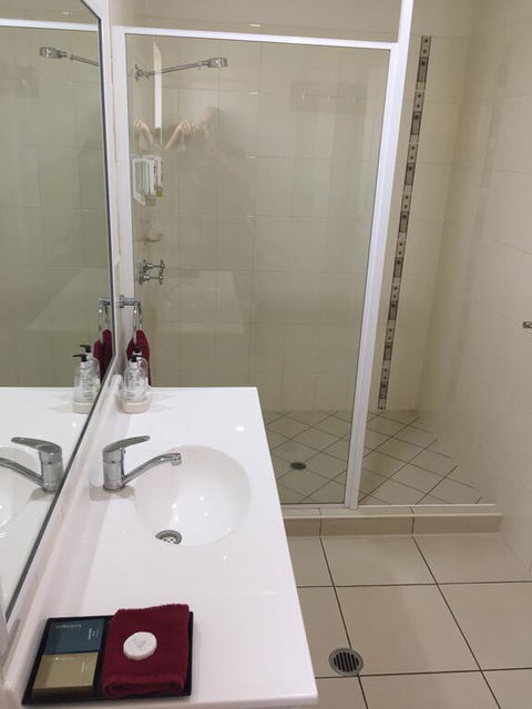 Chinchilla White Gums Motor Inn - Dentist Find 1