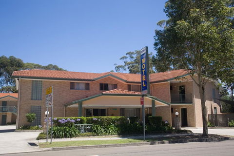 Chittaway Motel - Dentists Australia 2