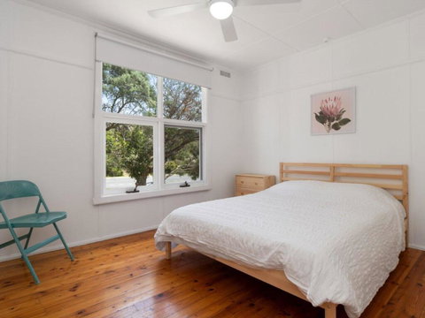 Classic Beach House In Rye - Dentist Find 2