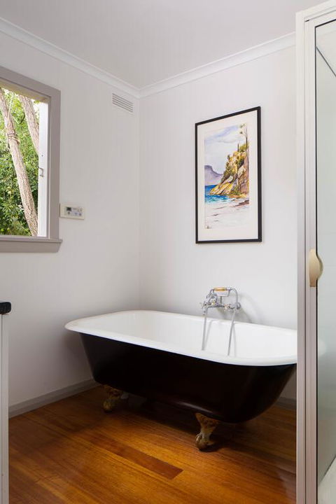 Classic Bungalow - Dentist Search 3