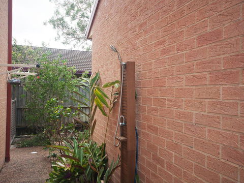 Close To Jimmys Beach - Dentist Find 1