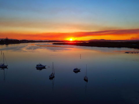Close To The Main Surf Beach - Dentist Find 3