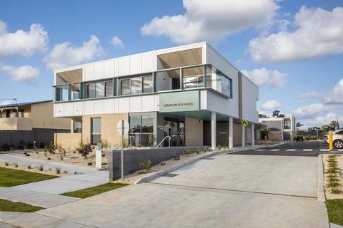 Club Old Bar Motel - Dentist Find 3