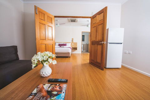 Club Tropical Resort Darwin - Dentist Find 2