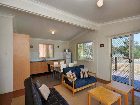 Coastal Cottage - Dentist Find 3