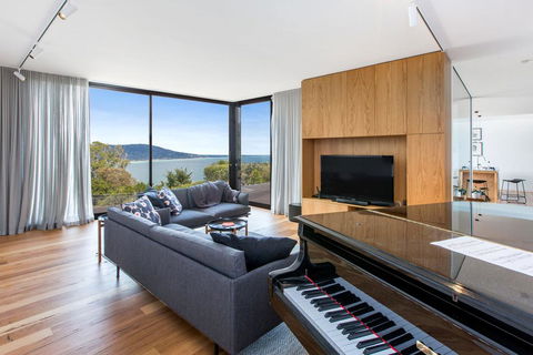 COASTAL LUXE - MT MARTHA - Dentist Find 2