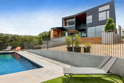 COASTAL LUXE - MT MARTHA - Dentist Find 0