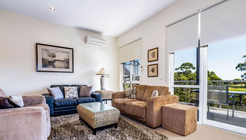 COASTAL SOUL VILLA @ BROADBEACH - Dentist Find 3