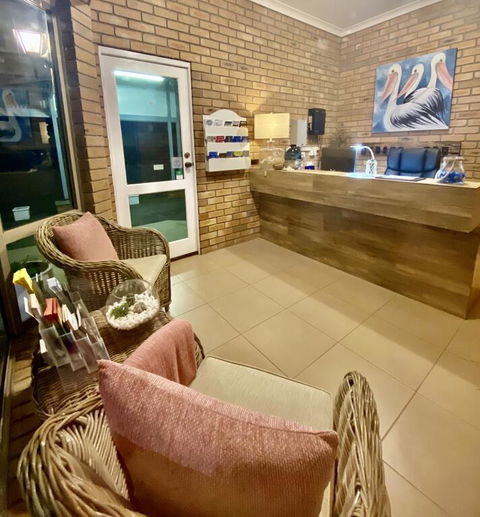 Coastal Waters Motor Inn - Dentist Find 3