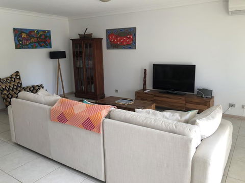 Cockleshell Sands - Dentists Australia 1