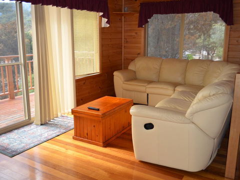 Coles Bay House - Dentist Find 1