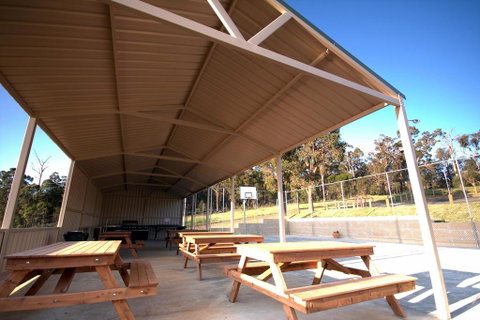 Collie Hills Accommodation Village - Dentist Search 1