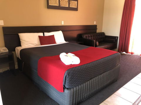 Collie Ridge Motel - Dentist Find 3