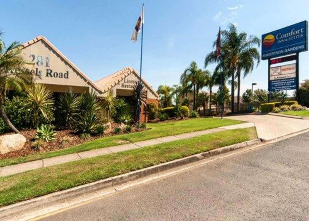 Comfort Inn and Suites Robertson Gardens