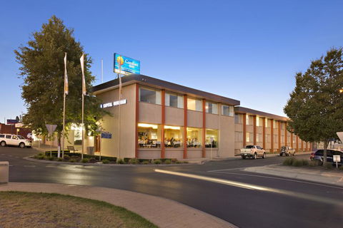 Comfort Inn Capital Horsham - Dentists Australia 3