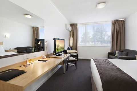 Comfort Inn Capital Horsham - Dentists Australia 1
