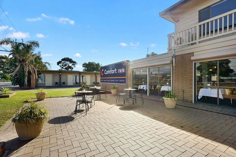 Comfort Inn Flinders On Main - Dentists Australia 2