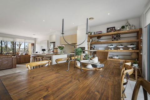 Comfy Coast Drive Condo - Dentist Search 0