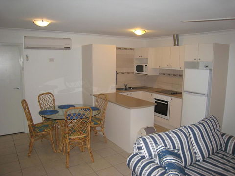 Como Apartments - Geraldton - Dentist Find 0