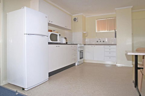 Como Apartments - Geraldton - Dentist Find 1
