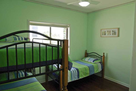 Cooinda, 17 Dulconghi Street - Dentist Find 3