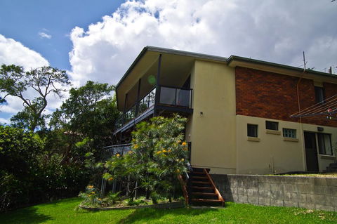 Cooinda, 17 Dulconghi Street - Dentist Find 1
