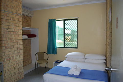 Coolum Budget Accommodation - Dentist Find 2