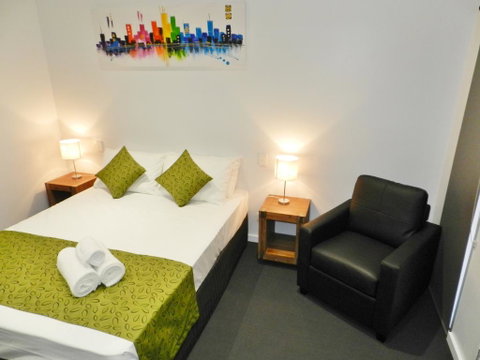 Copper City Motel - Dentists Australia 0