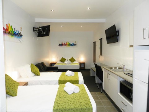 Copper City Motel - Dentists Australia 2