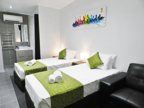 Copper City Motel - Dentists Australia 1