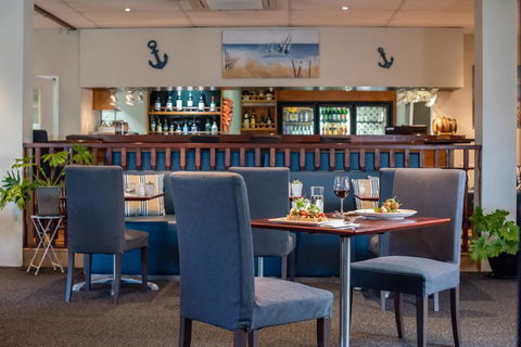 Coral Cay Resort - Dentists Australia 3