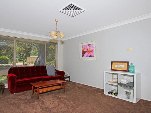 Corner Haven - Family Retreat With Outdoor Living - Dentists Australia 3