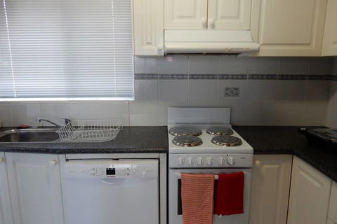Cosy Apartment Close To Shops & Beach - Dentists Australia 3
