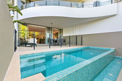 COTTON BEACH 75 - PLUNGE POOL - Dentist Find 0