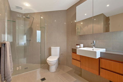 COTTON BEACH APARTMENT 35 - POOL VIEWS - Dentist Find 2