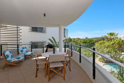 COTTON BEACH APARTMENT 35 - POOL VIEWS - Dentist Find 0