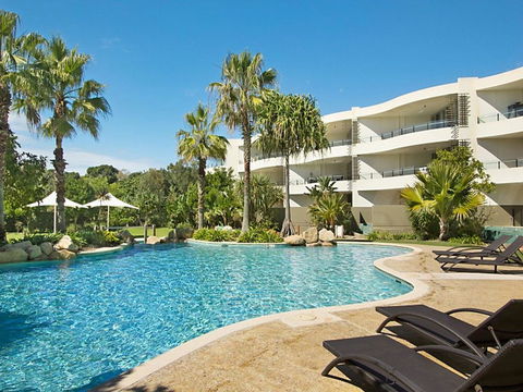 COTTON BEACH APARTMENT 35 - POOL VIEWS - Dentist Find 1