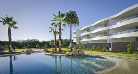 Cotton Beach Resort - Tweed Coast Holidays - Dentist Find 1