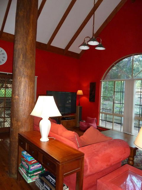 Country Retreat On 1 Acre With Pool, Hot Tub Surrounded By Trees - Dentist Find 1