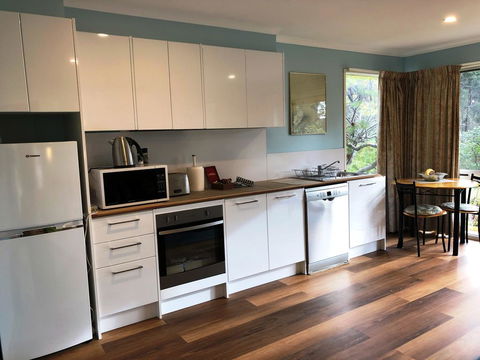 Countryside Retreat Intimate Studio Hepburn - Daylesford - Dentist Search 3